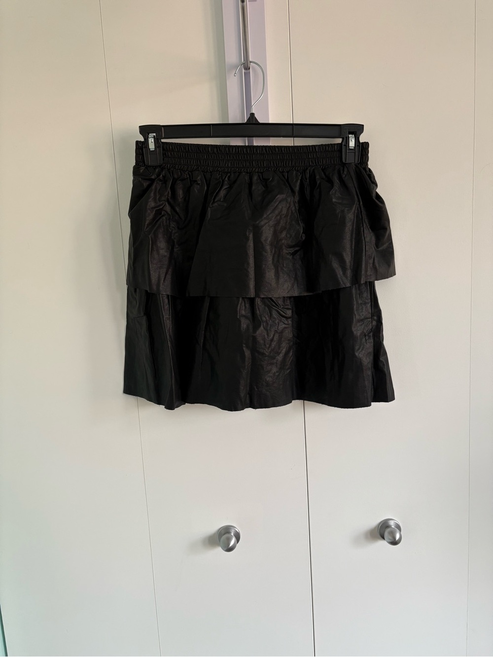 Cider Black Tiered Mini Skirt with Elastic Waist